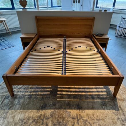 * Showroommodel * Zermatt Ledikant 180 x 200 met Nachtkastjes - Wild Eiken