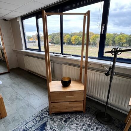 _Showroommodel  Bern Garderobe II - Wild Eiken.jpg