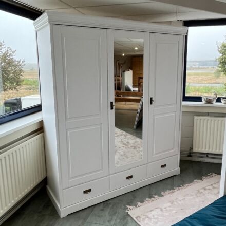 _Showroommodel  Solvita 3-deurs Kledingkast met Spiegel - Wit.jpg
